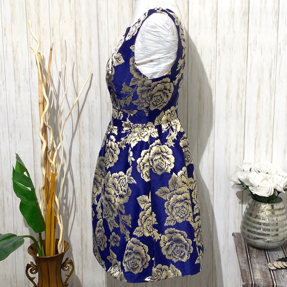 Ark & Co Blue & Gold Rose Dress Size Small - Picture 3 of 7